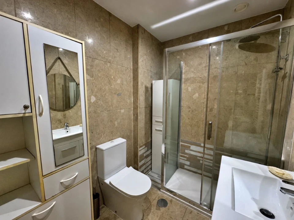 Apartamento T1 para Venda em Santa Marinha e São Pedro da Afurada Foto 11