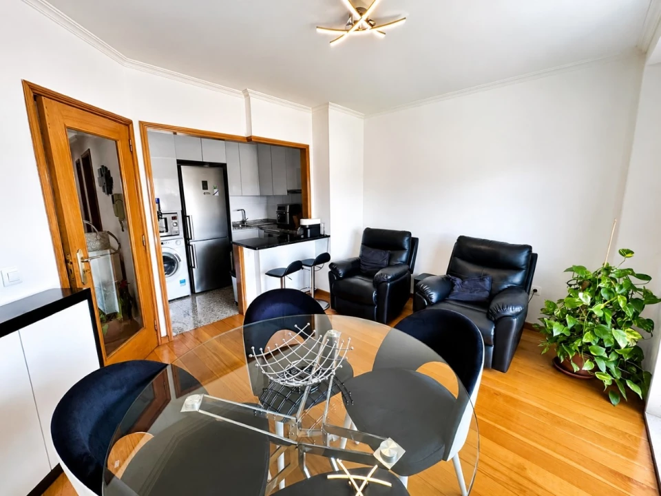 Apartamento T1 para Venda em Santa Marinha e São Pedro da Afurada Foto 5