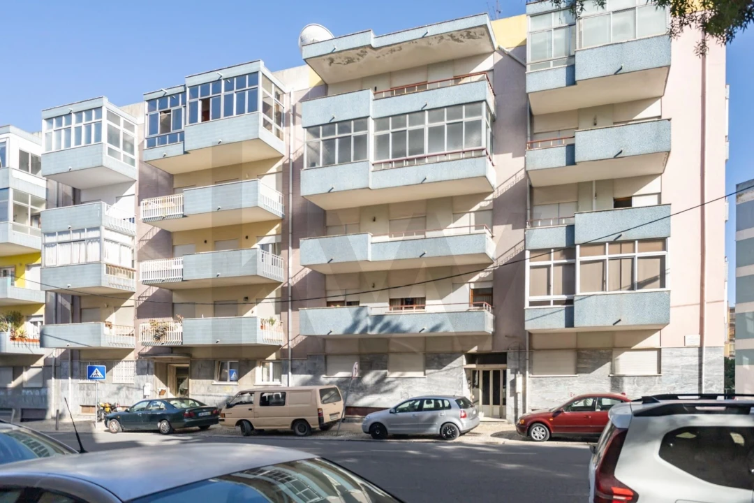 Apartamento T3 para Venda em Almada, Cova da Piedade, Pragal e Cacilhas Foto 31