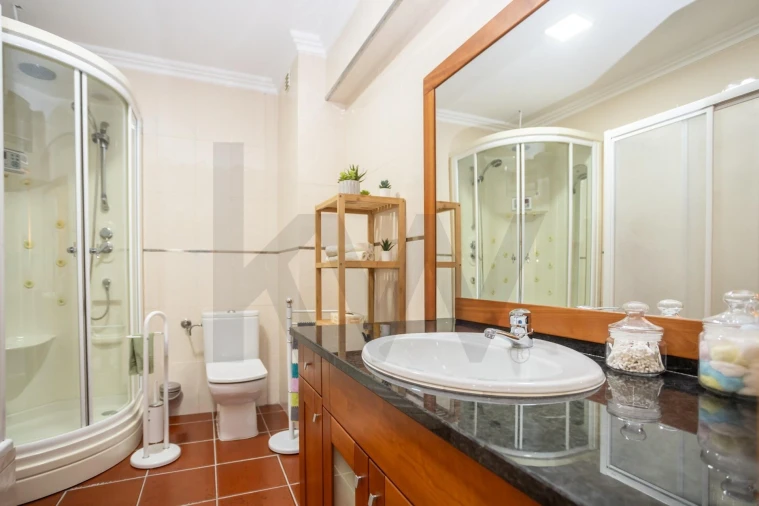 Apartamento T3 para Venda em Almada, Cova da Piedade, Pragal e Cacilhas Foto 27