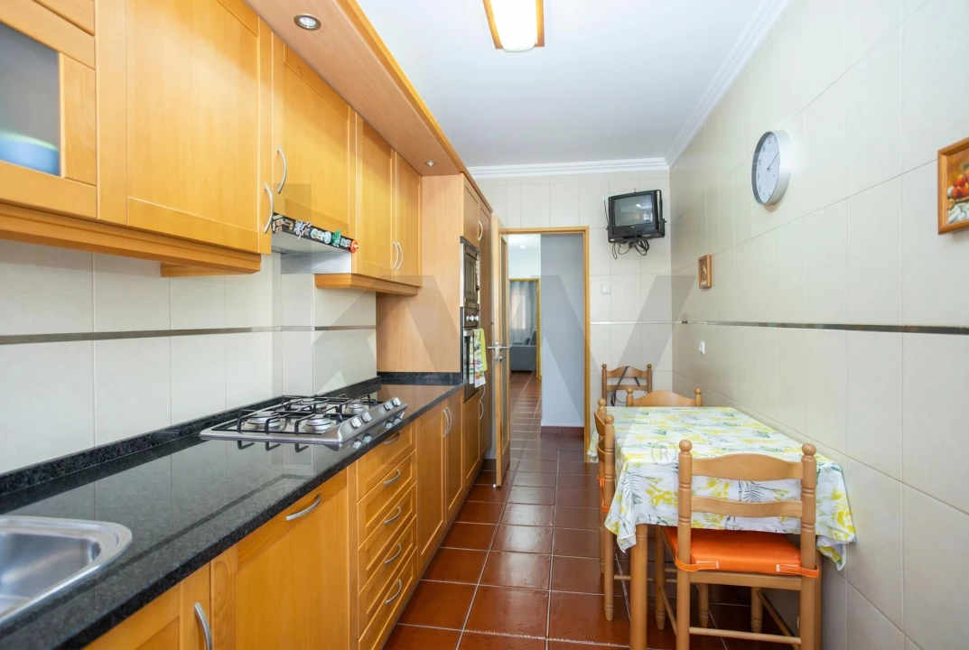 Apartamento T3 para Venda em Almada, Cova da Piedade, Pragal e Cacilhas Foto 2