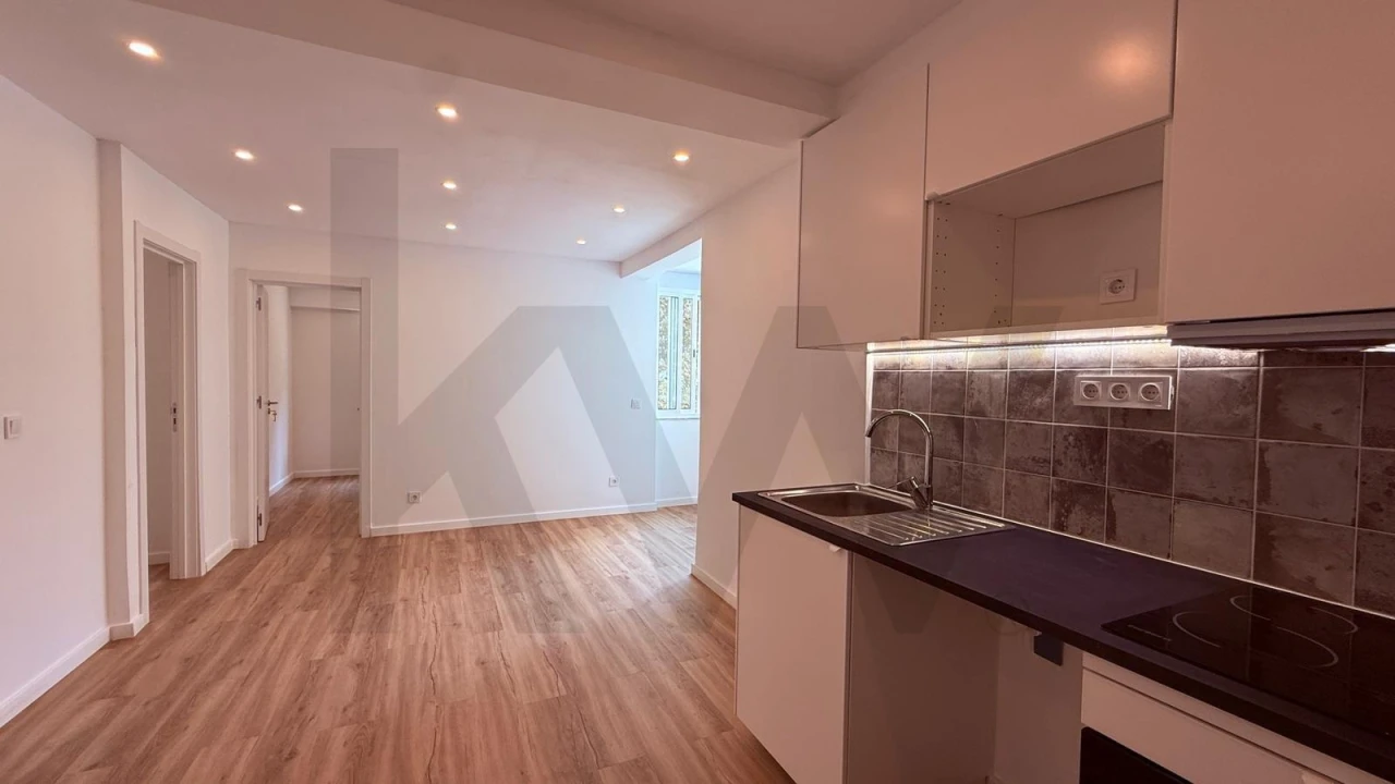 Apartamento T2 para Venda em Póvoa de Santa Iria e Forte da Casa Foto 37