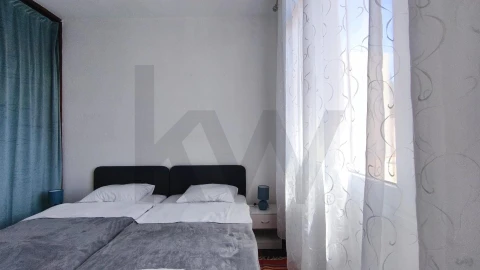 Apartamento T2 para Arrendamento em Funchal (São Pedro)