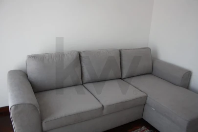 Apartamento T2 para Arrendamento em Funchal (São Pedro)