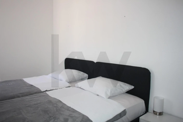 Apartamento T2 para Arrendamento em Funchal (São Pedro) Foto 6