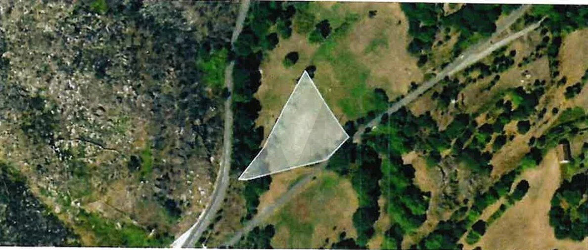 Terreno para Venda em Rio Douro Foto 3