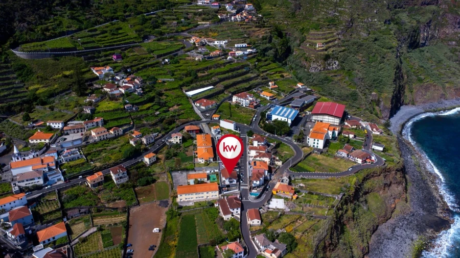 Moradia T3 para Venda em Porto Moniz Foto 12