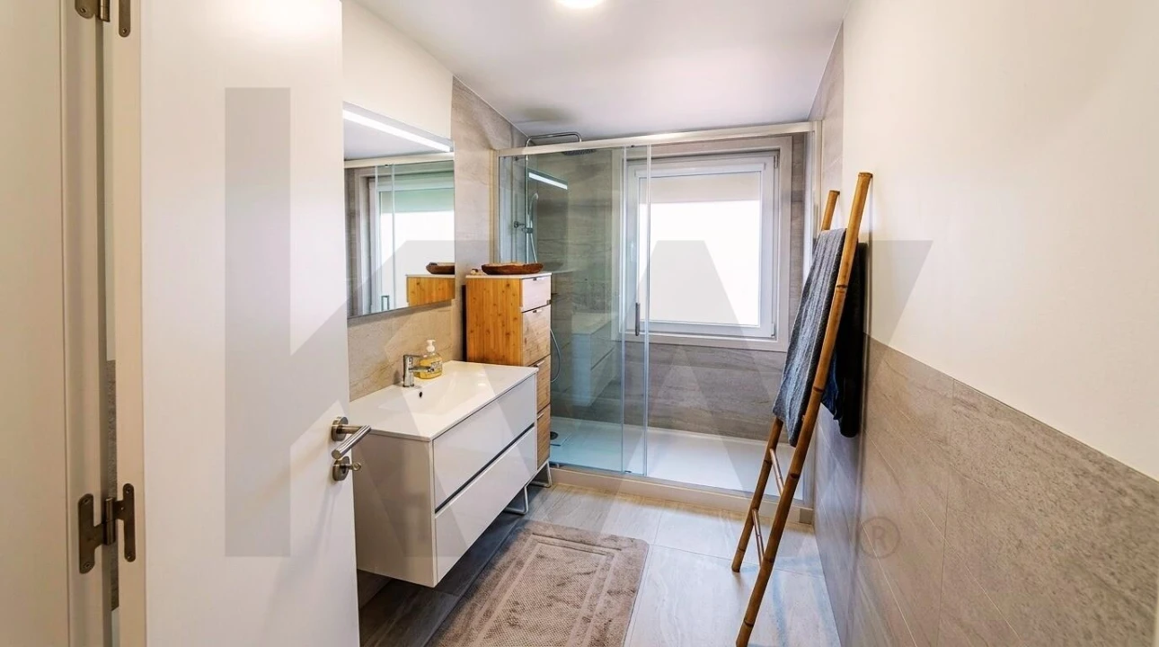 Apartamento T3 para Venda em Camarate, Unhos e Apelação Foto 9