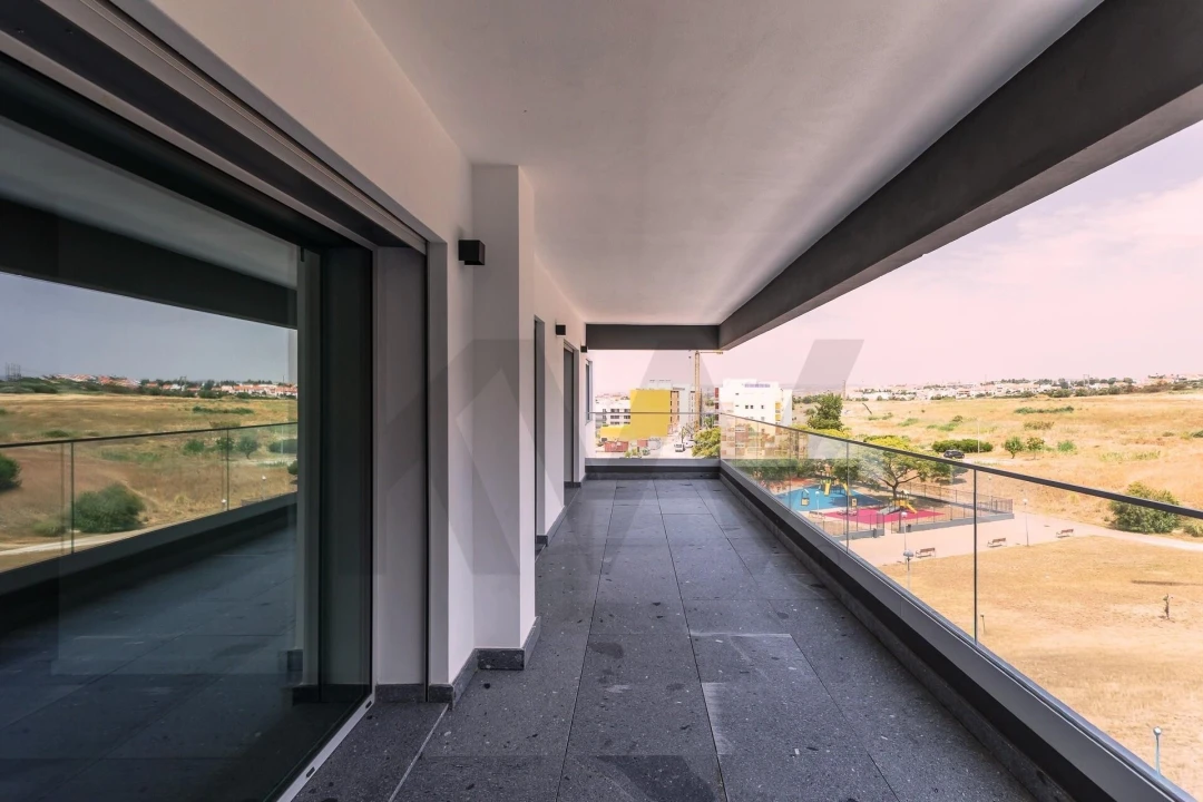 Apartamento T3 para Venda em Camarate, Unhos e Apelação Foto 2