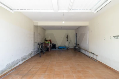 Moradia T4 para Venda em Folques
