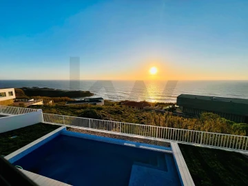 Moradia T3 para Venda em Santo Isidoro
