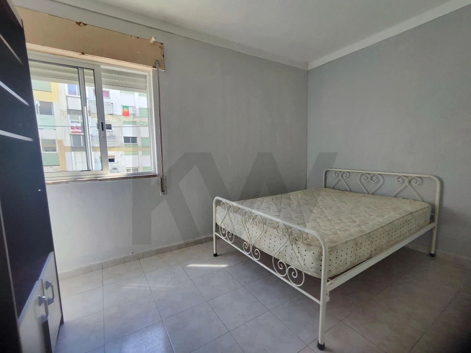 Apartamento T4 para Venda em Almada, Cova da Piedade, Pragal e Cacilhas Foto 8