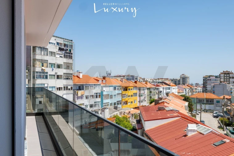 Apartamento T4 para Venda em Almada, Cova da Piedade, Pragal e Cacilhas Foto 26