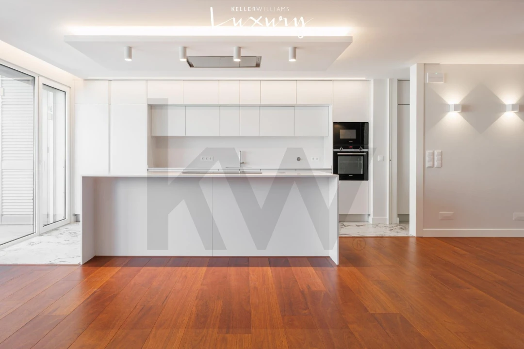 Apartamento T5 para Venda em Almada, Cova da Piedade, Pragal e Cacilhas Foto 11