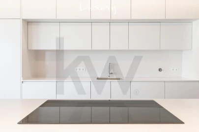Apartamento T5 para Venda em Almada, Cova da Piedade, Pragal e Cacilhas