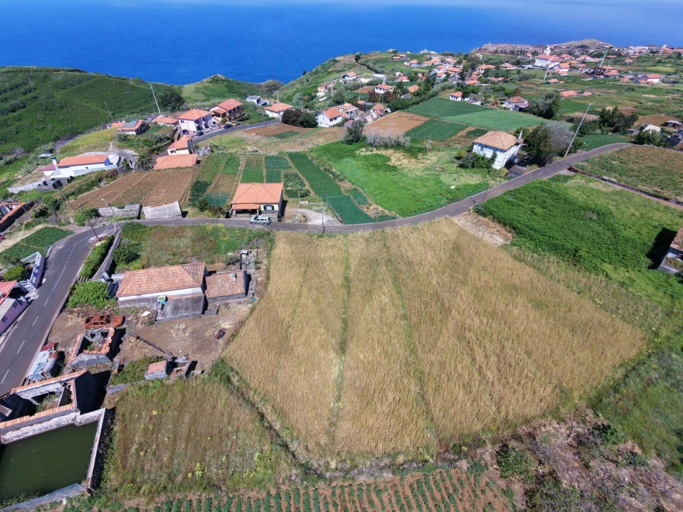 Terreno para Venda em Ponta do Pargo Foto 4