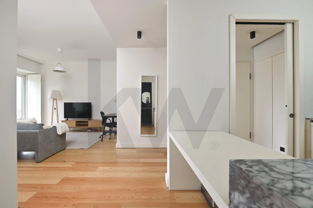 Apartamento T1 para Arrendamento em Arroios Foto 8