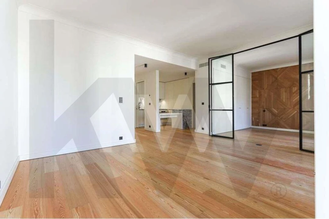 Apartamento T1 para Arrendamento em Arroios Foto 21