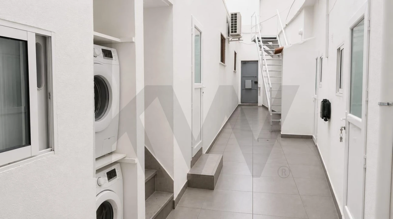 Prédio para Venda em Campolide Foto 5