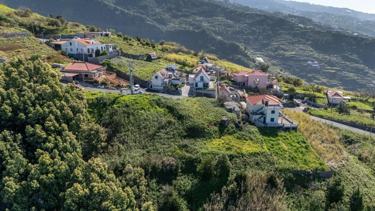 Moradia T1 para Venda em Ribeira Brava Foto 7
