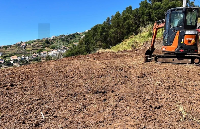 Moradia T1 para Venda em Ribeira Brava Foto 10