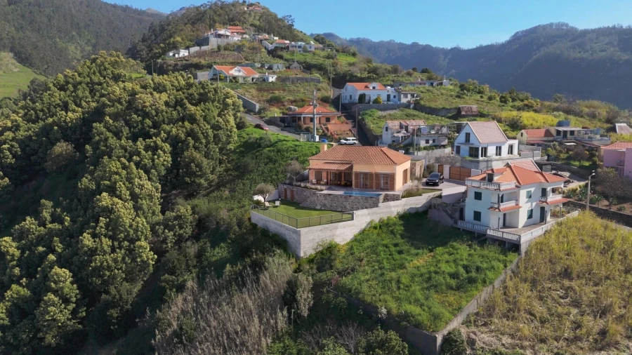 Moradia T1 para Venda em Ribeira Brava