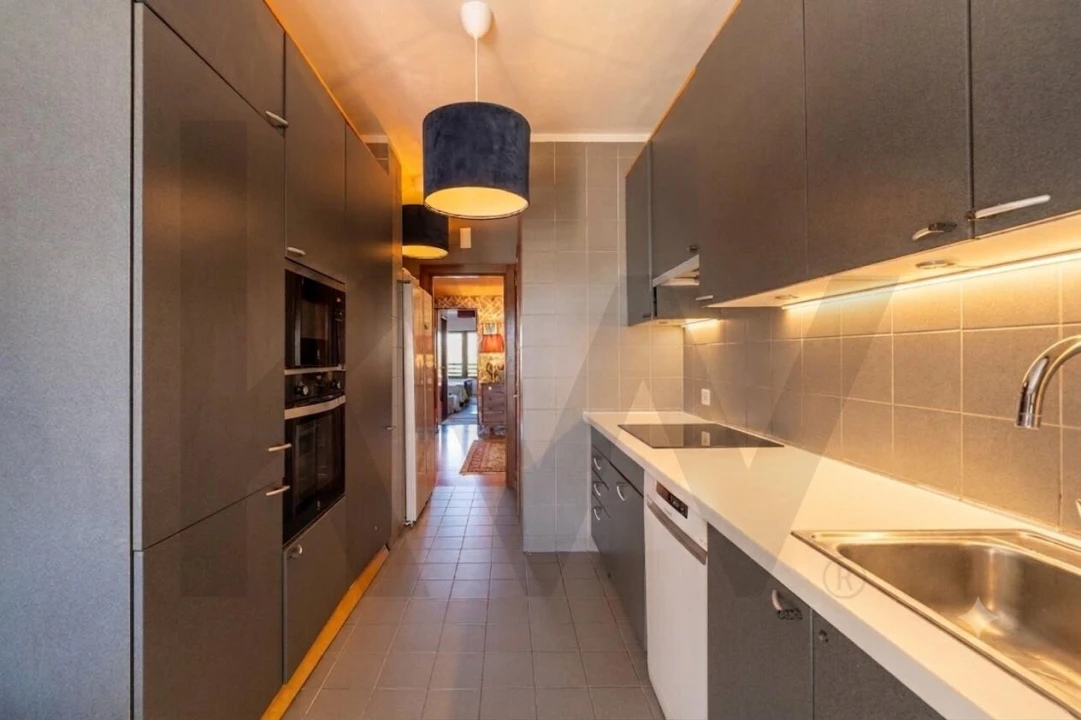 Apartamento T3 para Venda em Avenidas Novas Foto 10