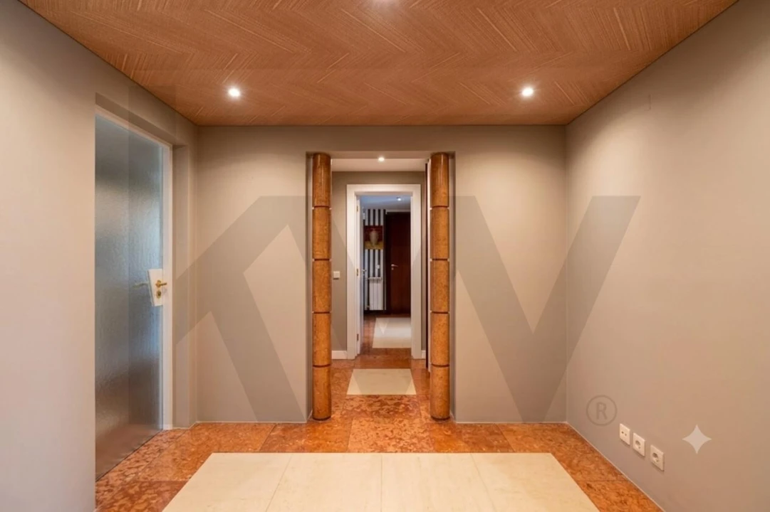 Apartamento T3 para Venda em Avenidas Novas Foto 25