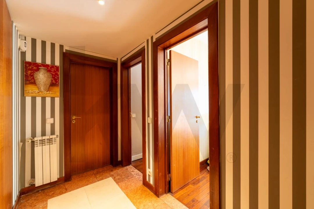 Apartamento T3 para Venda em Avenidas Novas Foto 16
