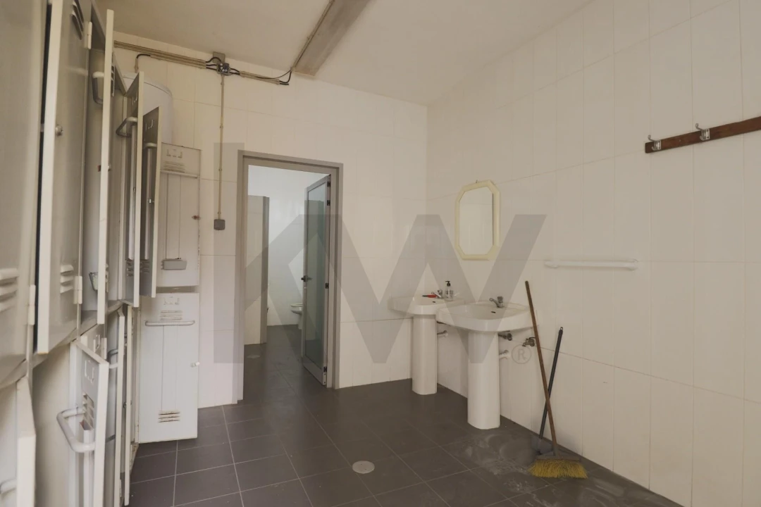 Armazém para Arrendamento em Lourosa Foto 12