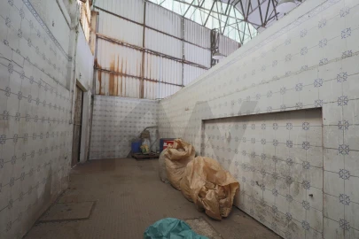 Armazém para Arrendamento em Lourosa