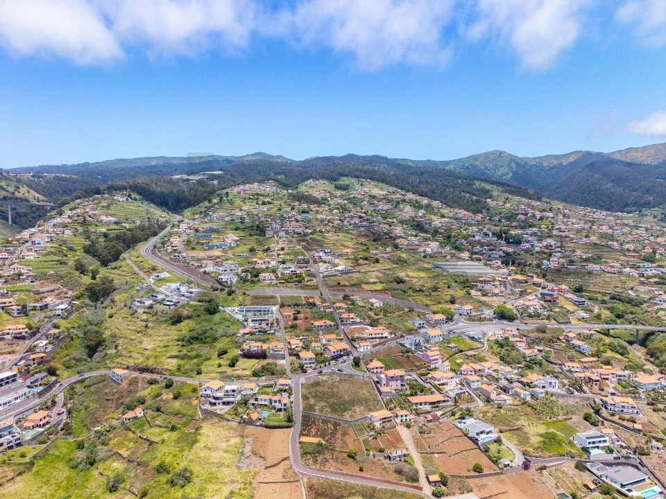 Terreno para Venda em Estreito da Calheta Foto 24