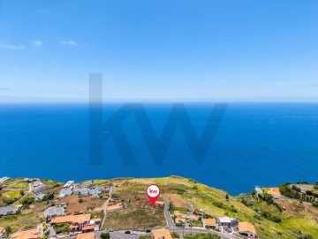 Terreno para Venda em Estreito da Calheta