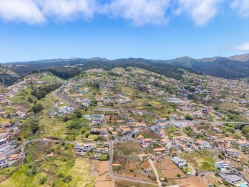Terreno para Venda em Estreito da Calheta