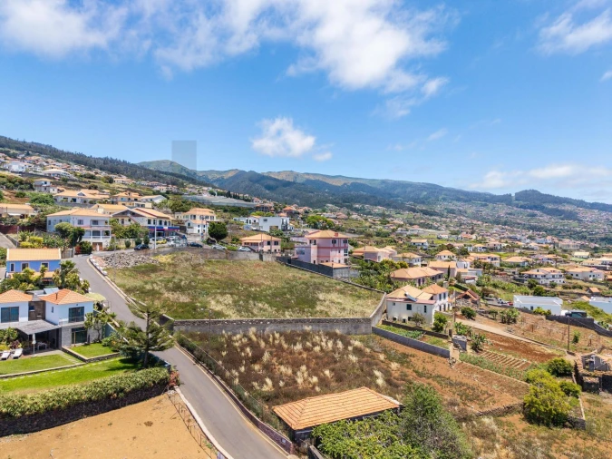 Terreno para Venda em Estreito da Calheta Foto 9