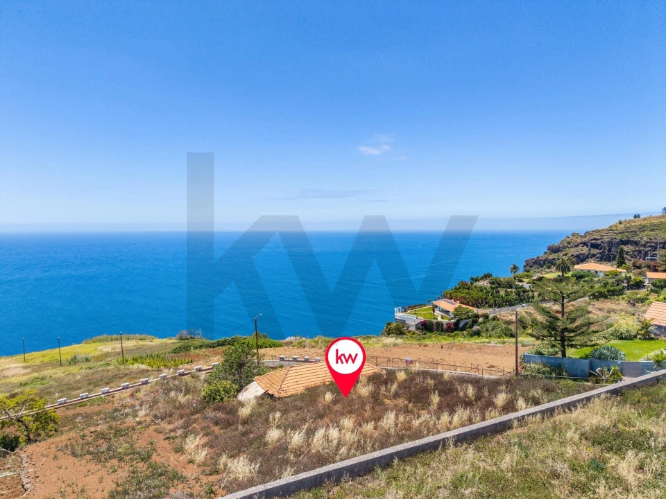 Terreno para Venda em Estreito da Calheta Foto 6