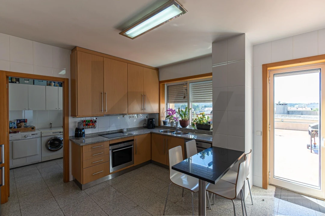 Apartamento T3 para Venda em São Felix da Marinha Foto 11