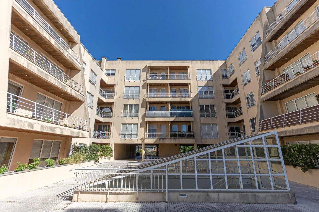 Apartamento T3 para Venda em São Felix da Marinha Foto 1