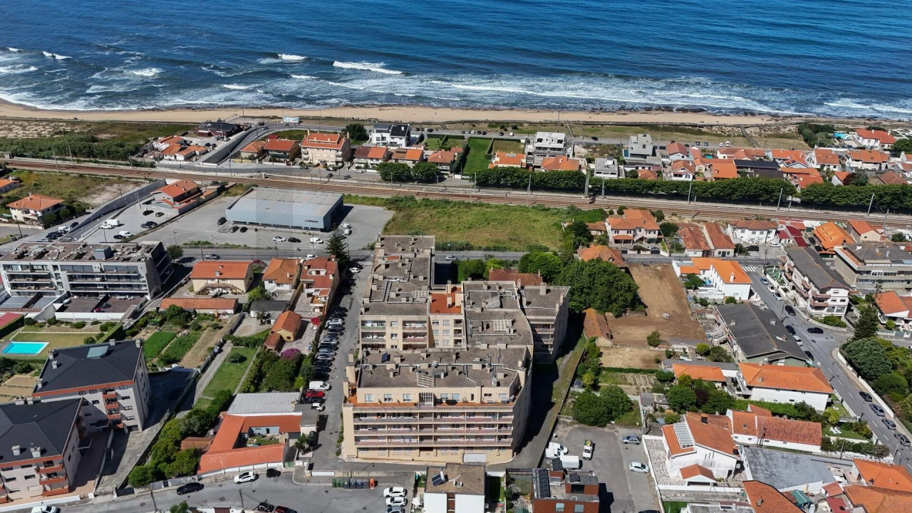Apartamento T3 para Venda em São Felix da Marinha Foto 54