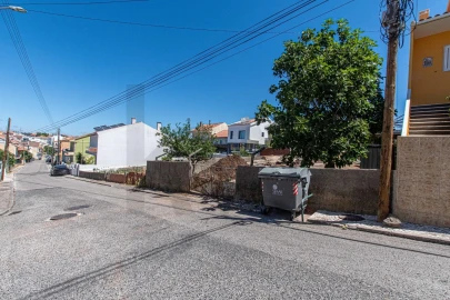Terreno para Venda em Ramada e Caneças