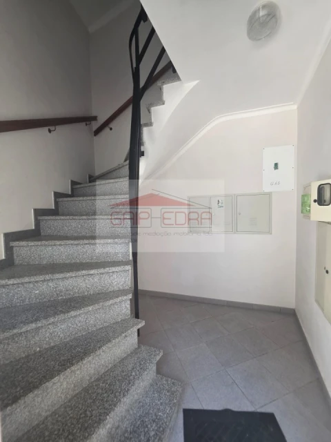Apartamento para Venda em Abraveses