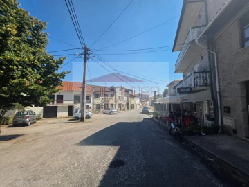 Apartamento para Venda em Abraveses