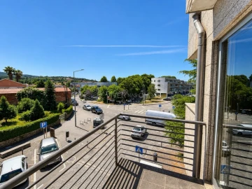 Apartamento T3 para Venda em Real, Dume e Semelhe