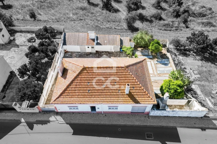 Moradia T3 para Venda em Cabrela Foto 2