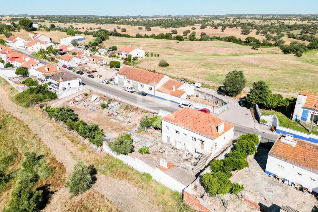 Moradia T3 para Venda em Cabrela Foto 64