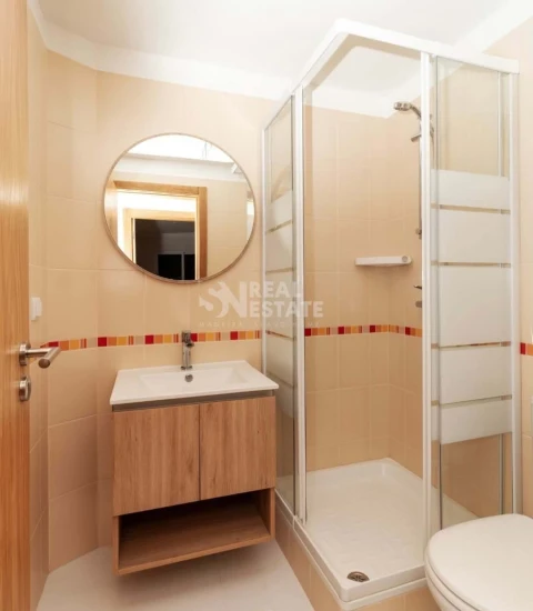 Apartamento T2 para Venda em Caniço