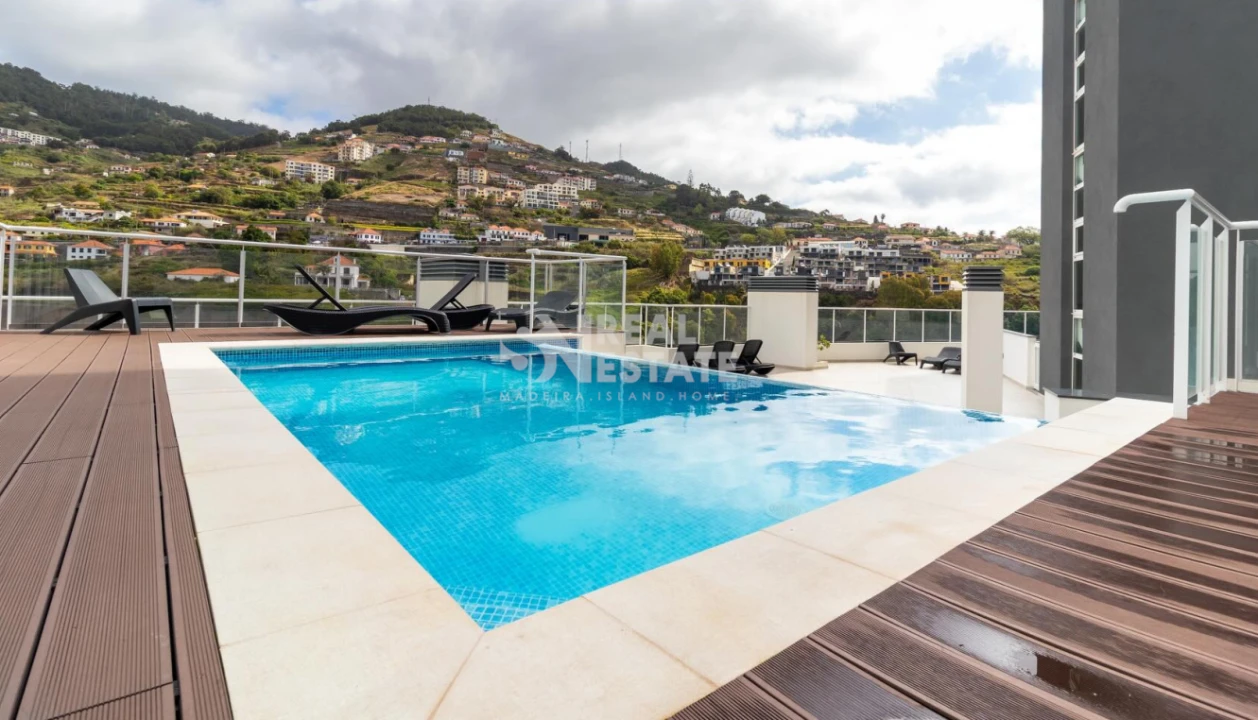 Apartamento T2 para Venda em Caniço Foto 2