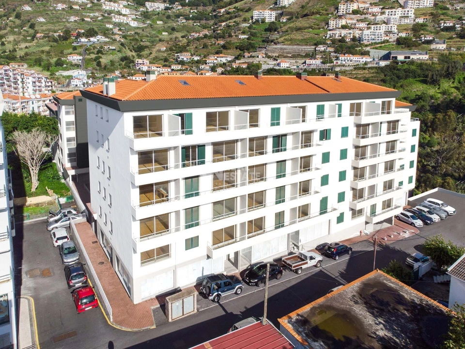 Apartamento T2 para Venda em Caniço Foto 19