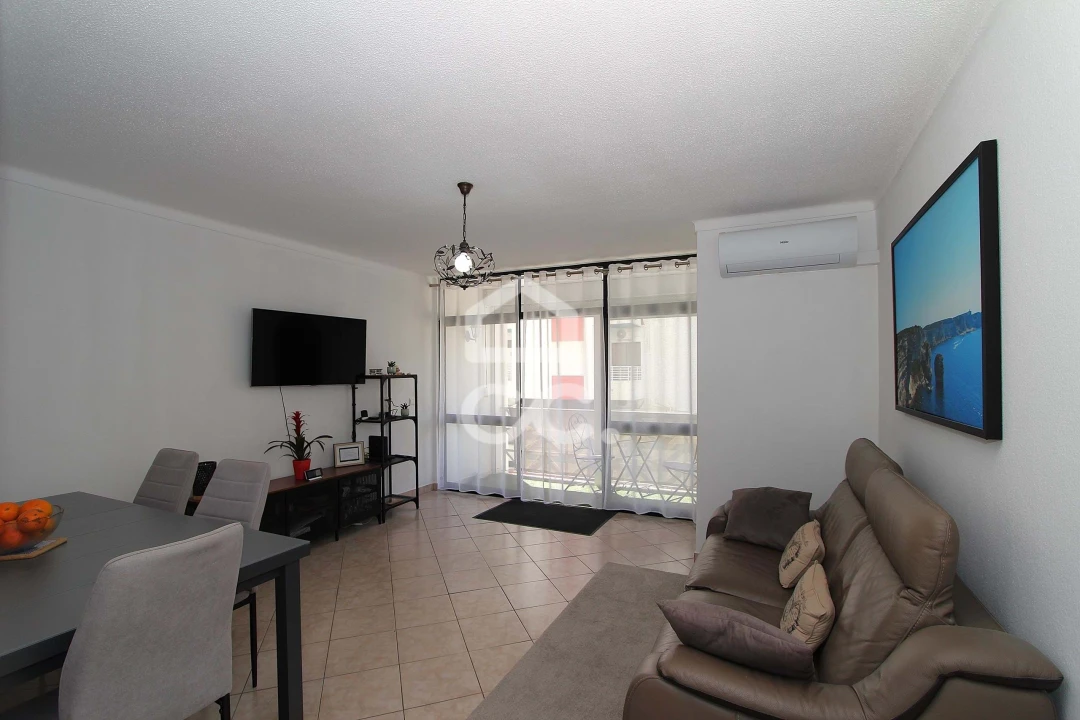 Apartamento T1 para Venda em Armação de Pera Foto 2