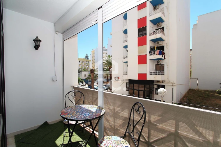 Apartamento T1 para Venda em Armação de Pera Foto 9